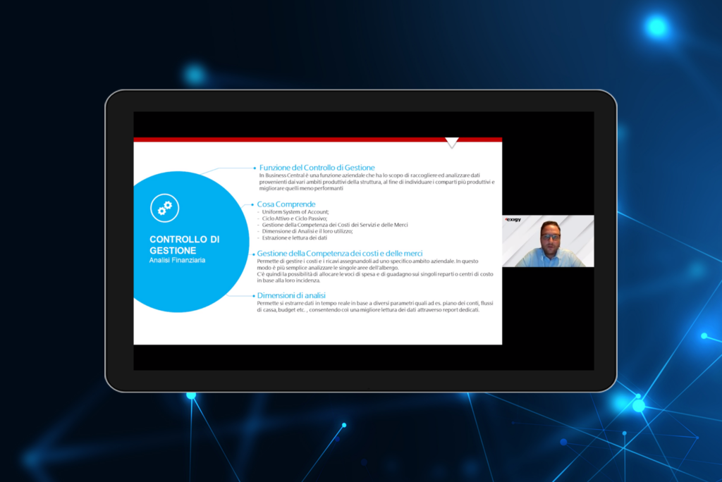 Tablet che mostra Nicola Bonato durante il webinar Exigy